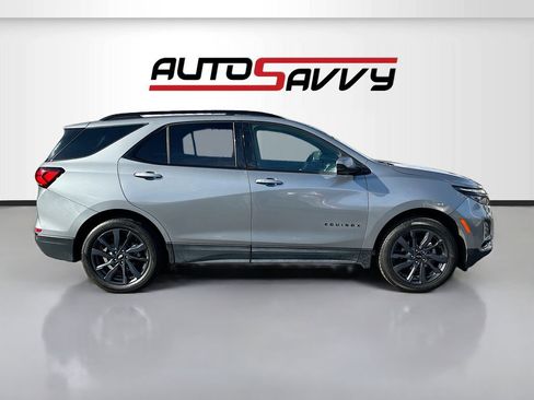 Used 2024 Chevrolet Equinox RS w/ LPO, Floor Liner Package AWD/4WD image 8