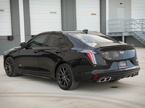 Used 2020 Cadillac CT4 V w/ Climate Package image 5