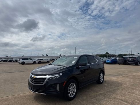 Used 2024 Chevrolet Equinox LT w/ Driver Convenience Package AWD/4WD image 7