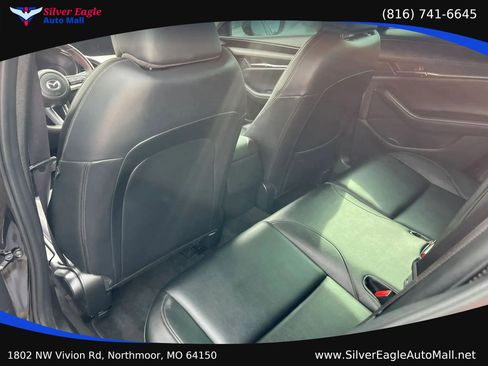 Used 2019 MAZDA MAZDA3 Sedan FWD image 10