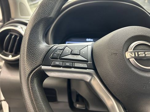 Used 2022 Nissan Kicks SV FWD image 26