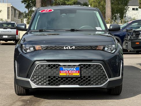 Used 2025 Kia Soul LX w/ LX Technology Package FWD image 9