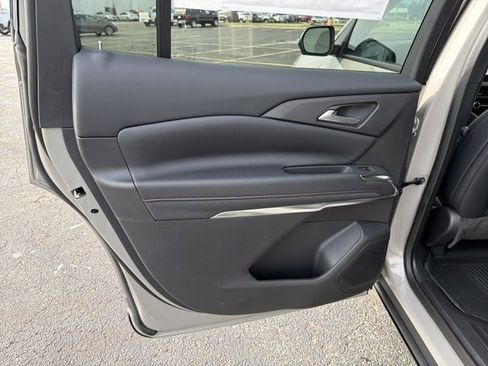 New 2026 Chevrolet Traverse Z71 image 25