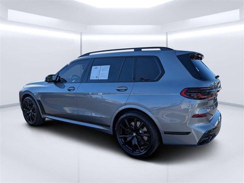 Used 2025 BMW X7 M60i w/ Executive Package image 5