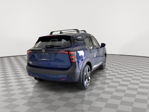 New 2026 Nissan Kicks SR w/ Cold Weather Package AWD/4WD image 11