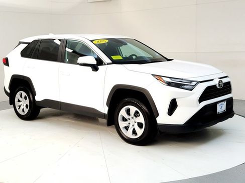 Certified 2025 Toyota RAV4 LE AWD/4WD image 7