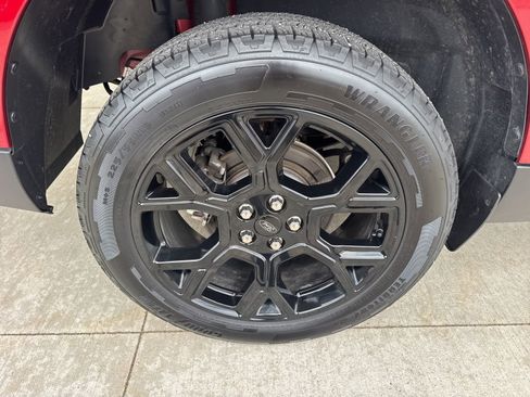 Certified 2025 Ford Maverick XLT w/ Equipment Group 301A image 22