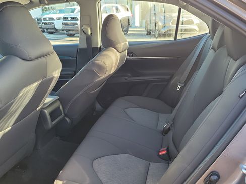 Used 2023 Toyota Camry LE image 10