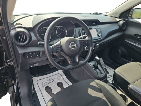 Used 2024 Nissan Kicks S FWD image 13