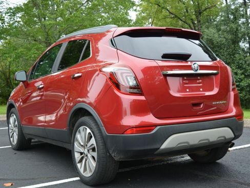 Used 2020 Buick Encore Preferred FWD image 8