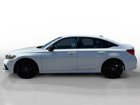 Used 2023 Honda Civic Sport image 2