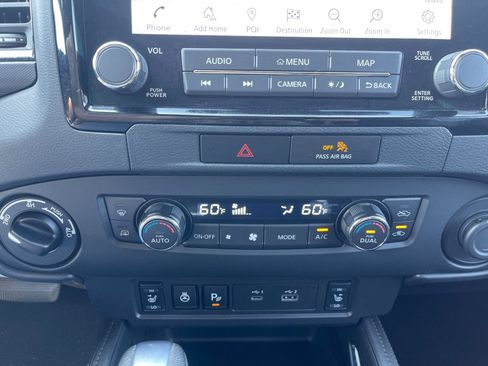 Used 2022 Nissan Frontier PRO-4X w/ Pro-4X Premium Package AWD/4WD image 23