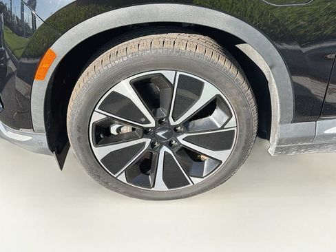 Used 2024 VinFast VF 8 Plus AWD/4WD image 13