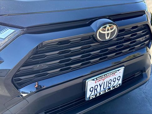 Used 2025 Toyota RAV4 XLE Premium w/ Weather Package AWD/4WD image 33