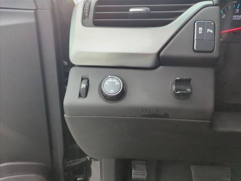 Used 2018 Chevrolet Tahoe LS RWD image 14