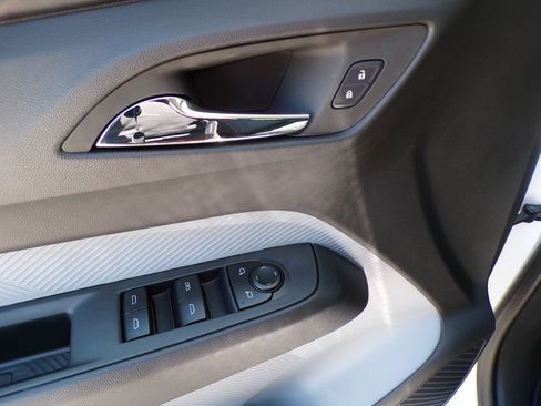 New 2027 Chevrolet Bolt LT w/ Comfort Package FWD image 21