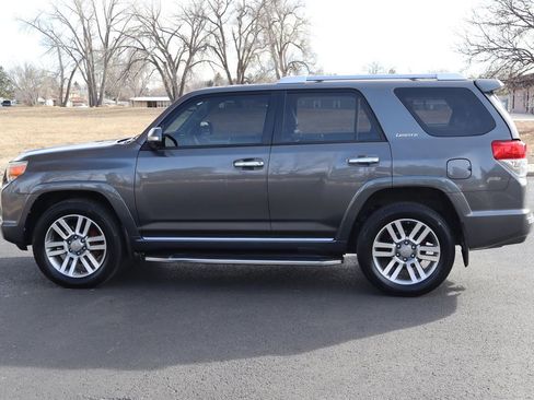 Used 2013 Toyota 4Runner Limited image 9