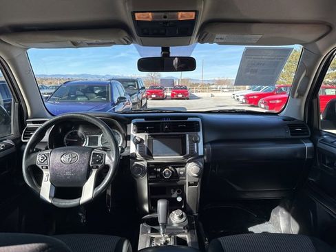 Used 2017 Toyota 4Runner SR5 image 20