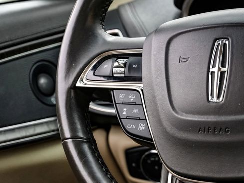 Used 2019 Lincoln Nautilus Reserve image 20