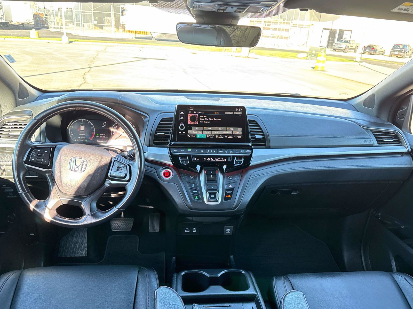 Used 2025 Honda Odyssey Sport-L image 15