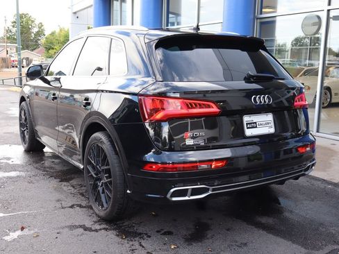 Used 2018 Audi SQ5 Premium Plus w/ S Sport Package AWD/4WD image 3