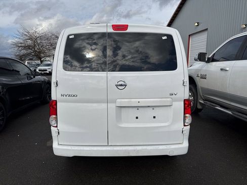 Used 2020 Nissan NV200 SV w/ Back Door Glass Package image 4