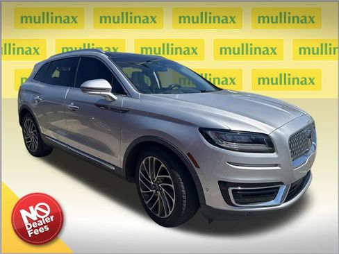 Used 2019 Lincoln Nautilus Reserve image 1