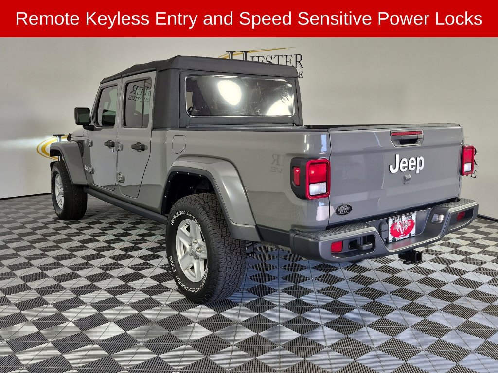 Certified 2022 Jeep Gladiator Sport AWD/4WD image 8