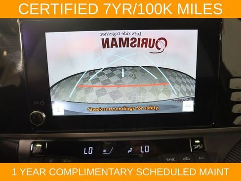 Used 2025 Toyota Camry SE FWD image 27