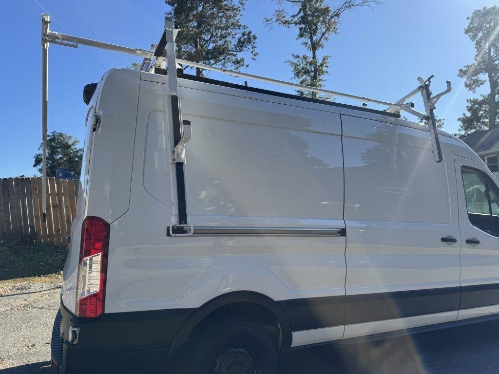 Used 2021 Ford Transit 250 Medium Roof RWD image 22