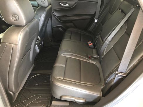 Used 2024 Chevrolet Blazer LT w/ LPO, Black Grille Bar Package AWD/4WD image 8