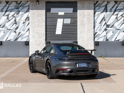 Used 2024 Porsche 911 Carrera image 12