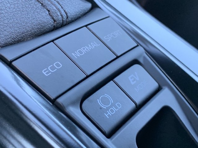 Used 2026 Toyota Camry SE FWD image 28