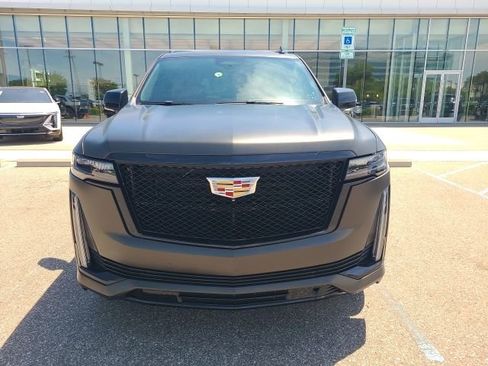 Used 2021 Cadillac Escalade Sport w/ Driver Assist Tech Package AWD/4WD image 5