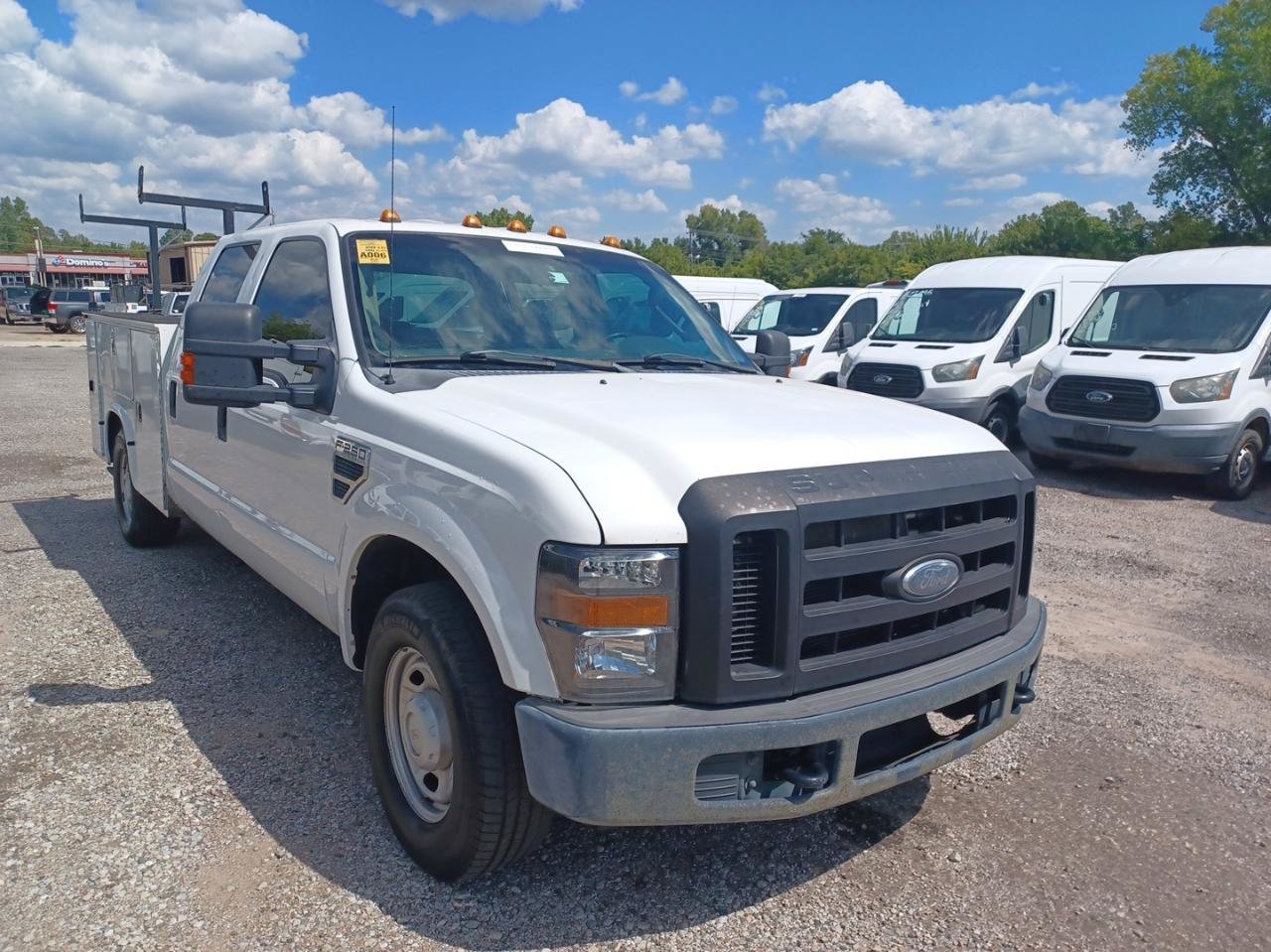 Used 2010 Ford F250 2WD Crew Cab Super Duty image 3