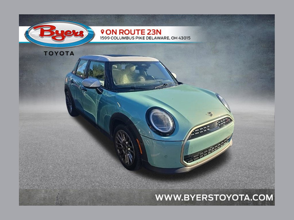 Used 2025 MINI Cooper S FWD image 1