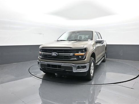 New 2025 Ford F150 XLT w/ Equipment Group 302A MID image 3