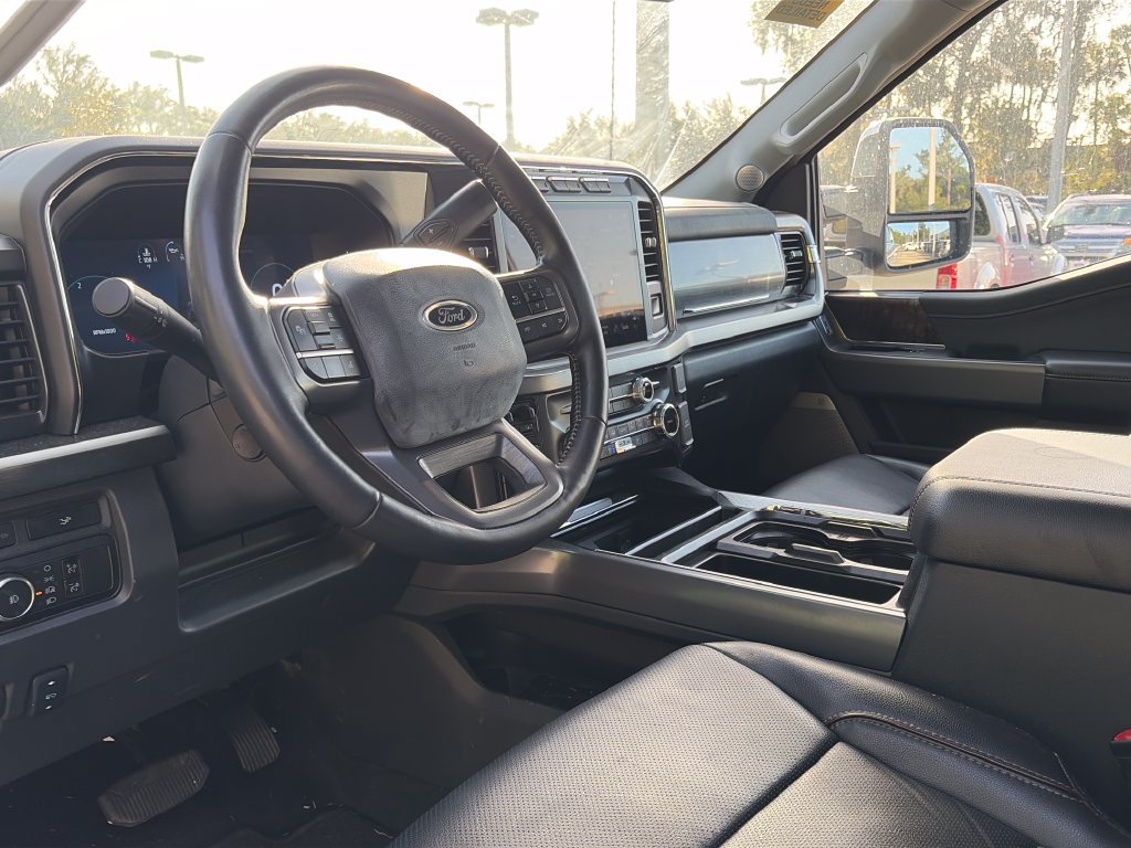 Used 2024 Ford F250 Lariat w/ Lariat Ultimate Package AWD/4WD image 15