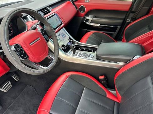 Used 2020 Land Rover Range Rover Sport HST image 9