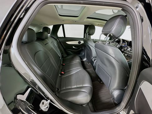 Certified 2022 Mercedes-Benz GLC 300 image 29