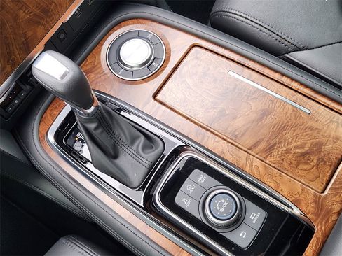 Used 2023 Nissan Armada SL w/ Cargo Package image 15