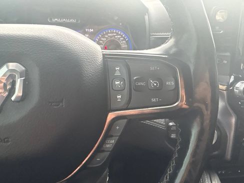 Used 2019 RAM 1500 Limited AWD/4WD image 17