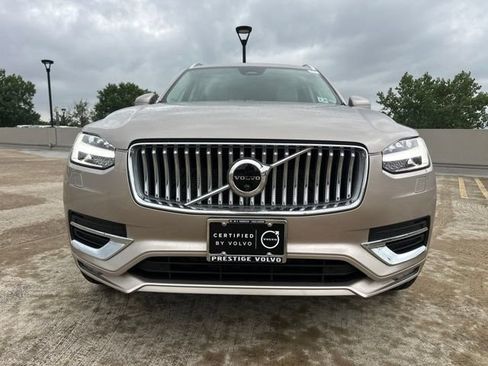 Certified 2023 Volvo XC90 B6 Plus AWD/4WD image 2