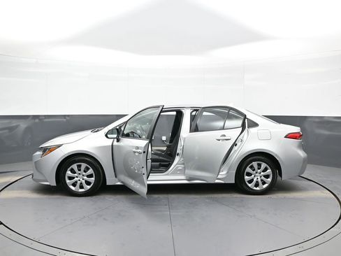 Certified 2025 Toyota Corolla LE image 42