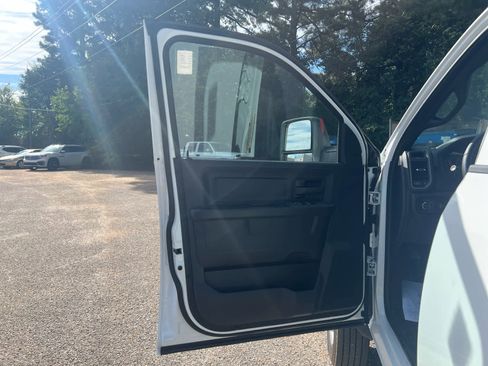 New 2026 RAM 4500 Tradesman w/ Chrome Appearance Group image 14