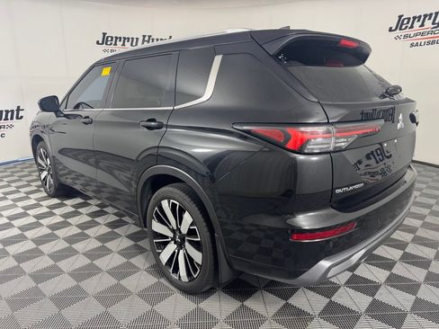 Used 2025 Mitsubishi Outlander SEL FWD image 9