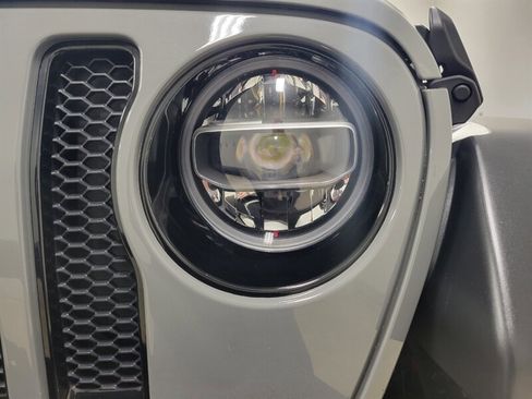 Used 2020 Jeep Wrangler Unlimited Sport image 20