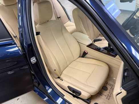 Used 2015 BMW 328i Sedan RWD image 10