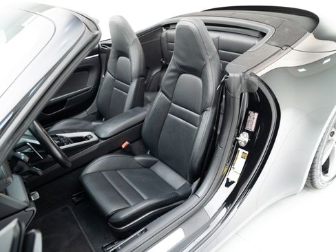 Certified 2020 Porsche 911 Carrera S image 5