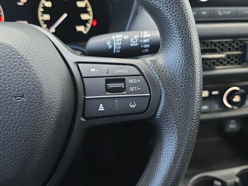 Used 2023 Honda HR-V LX image 20